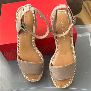 Kelly & Katie Beige Espadrille Sandals